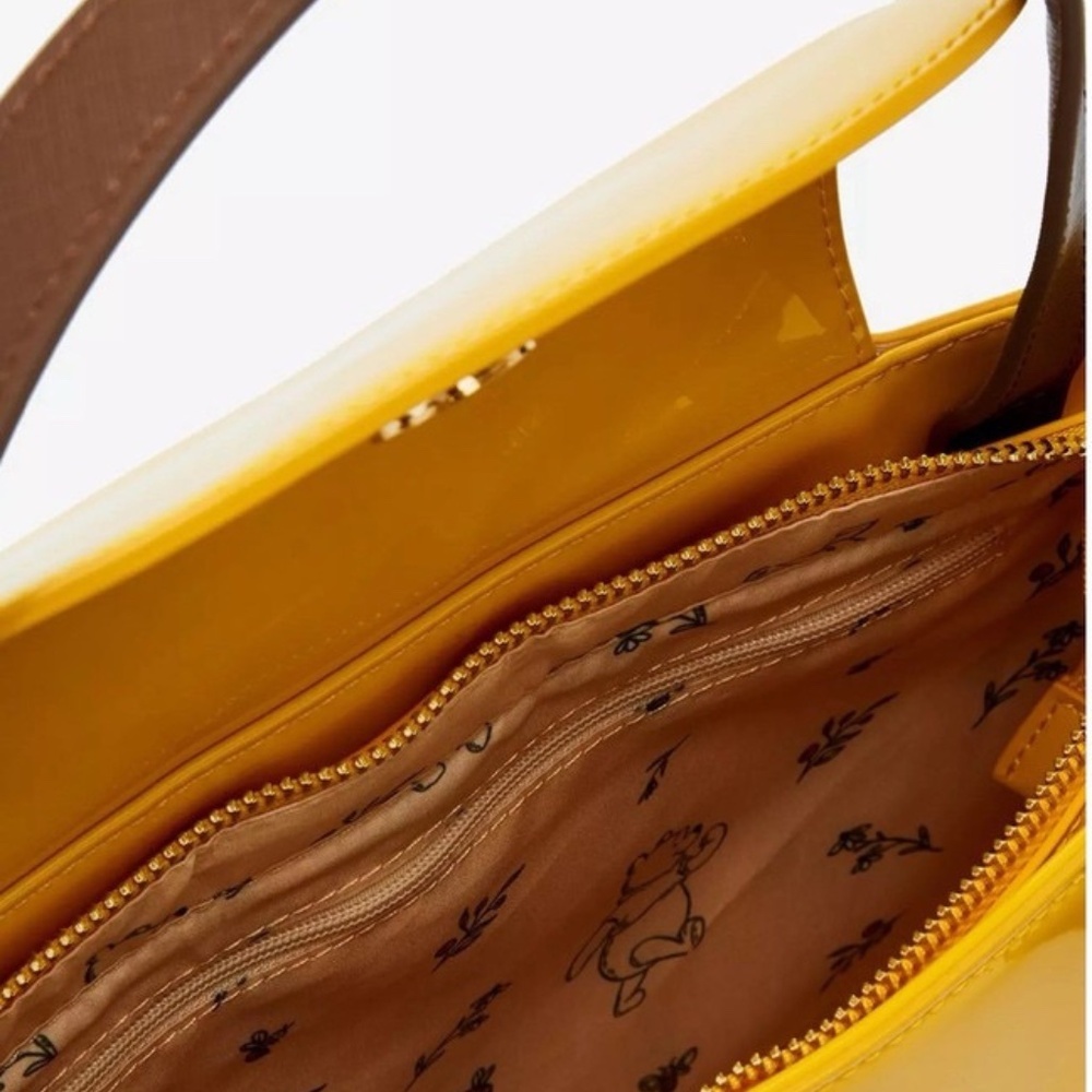 Loungefly Disney Winnie the Pooh Honey Pot Figural Crossbody Bag NWT​ - Picture 8 of 11